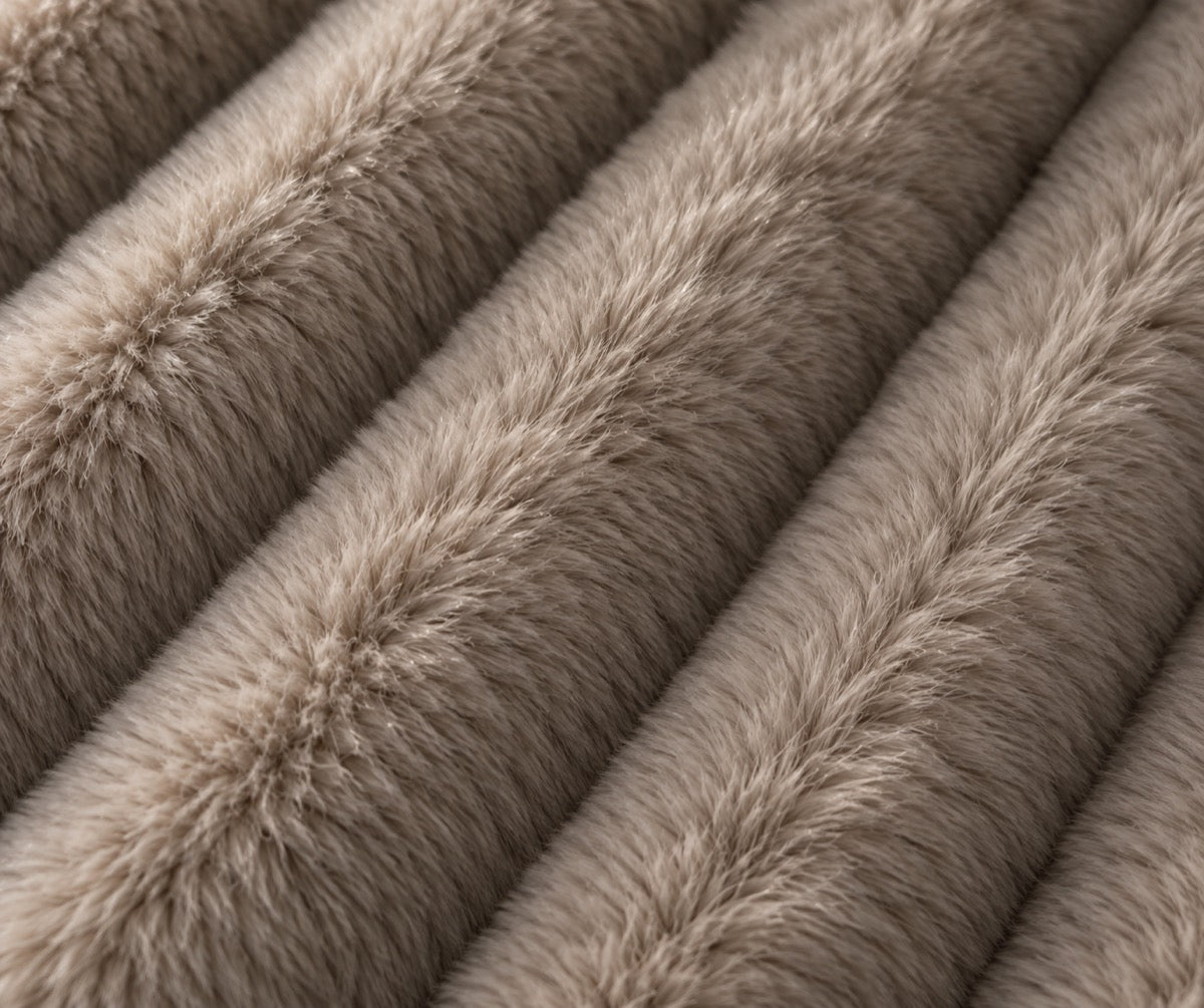 Close-up of the ribbed faux fur